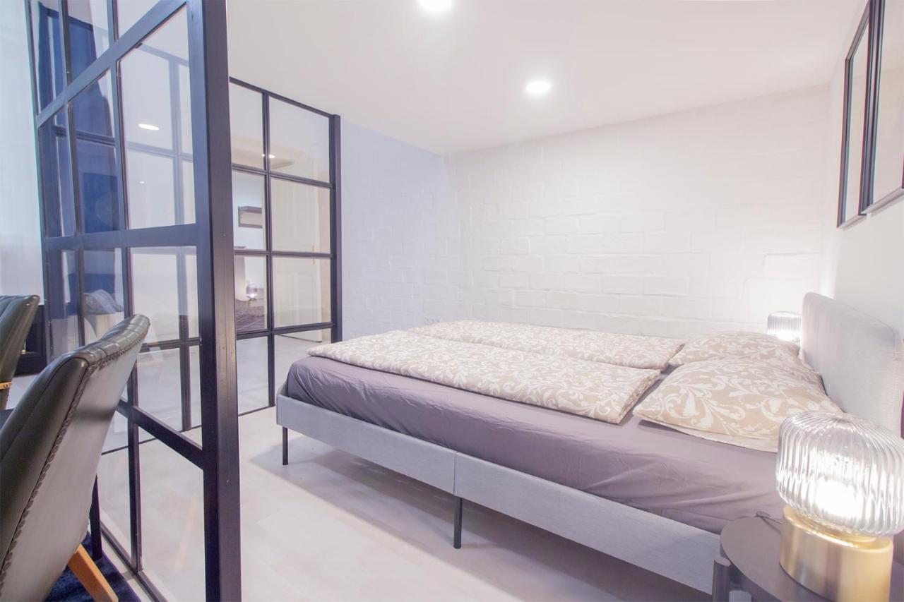 Industrial Double Loft Apartment Budapest Esterno foto