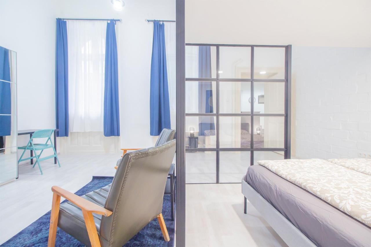 Industrial Double Loft Apartment Budapest Esterno foto